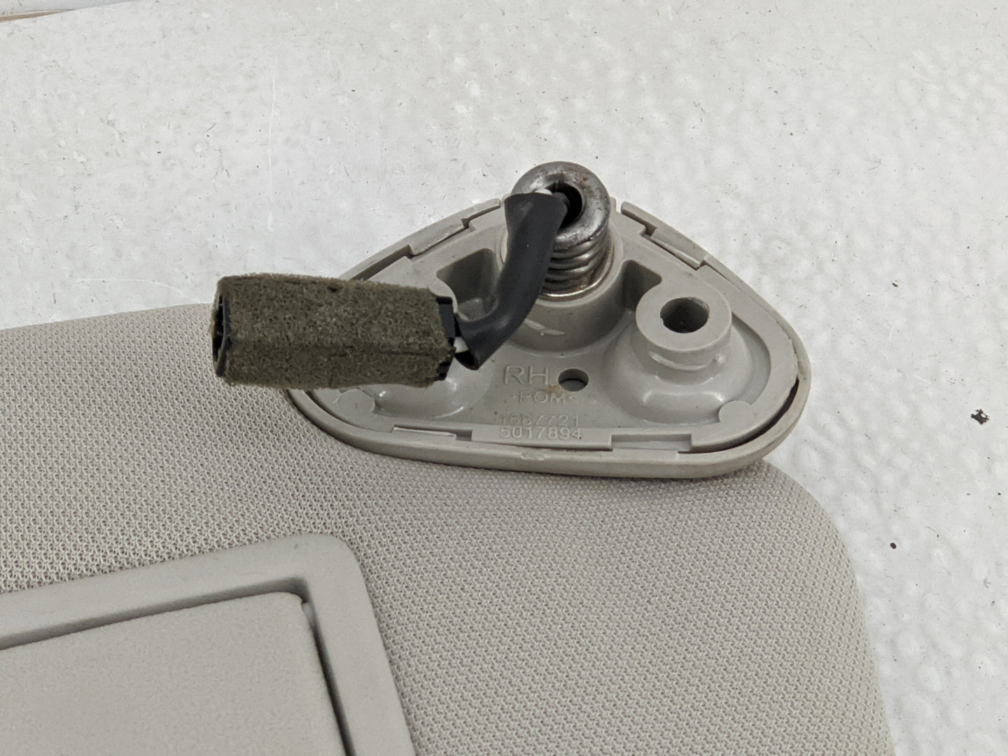 2010-2014 Subaru Legacy Sun Visor Shade Replacement Passenger Right Mirror Fits Fits 2010 2011 2012 2013 2014 OEM Used Auto 