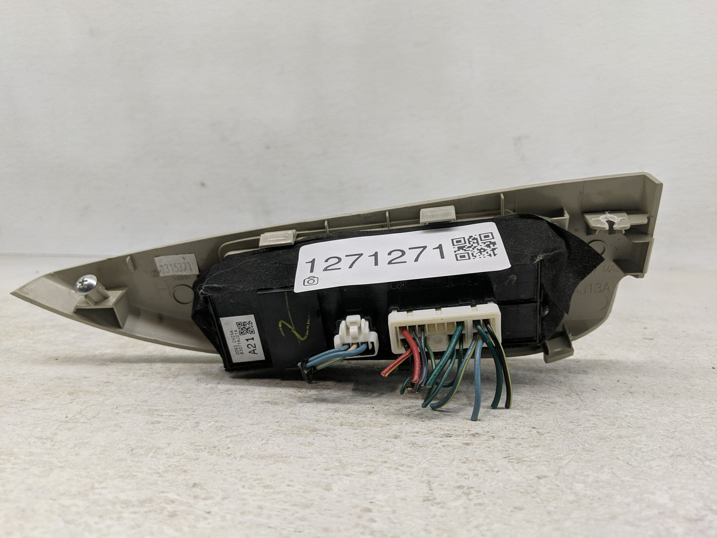 2013-2014 Subaru Legacy Master Power Window Switch Replacement Driver Side Left Fits Fits 2013 2014 OEM Used Auto Parts - Oe
