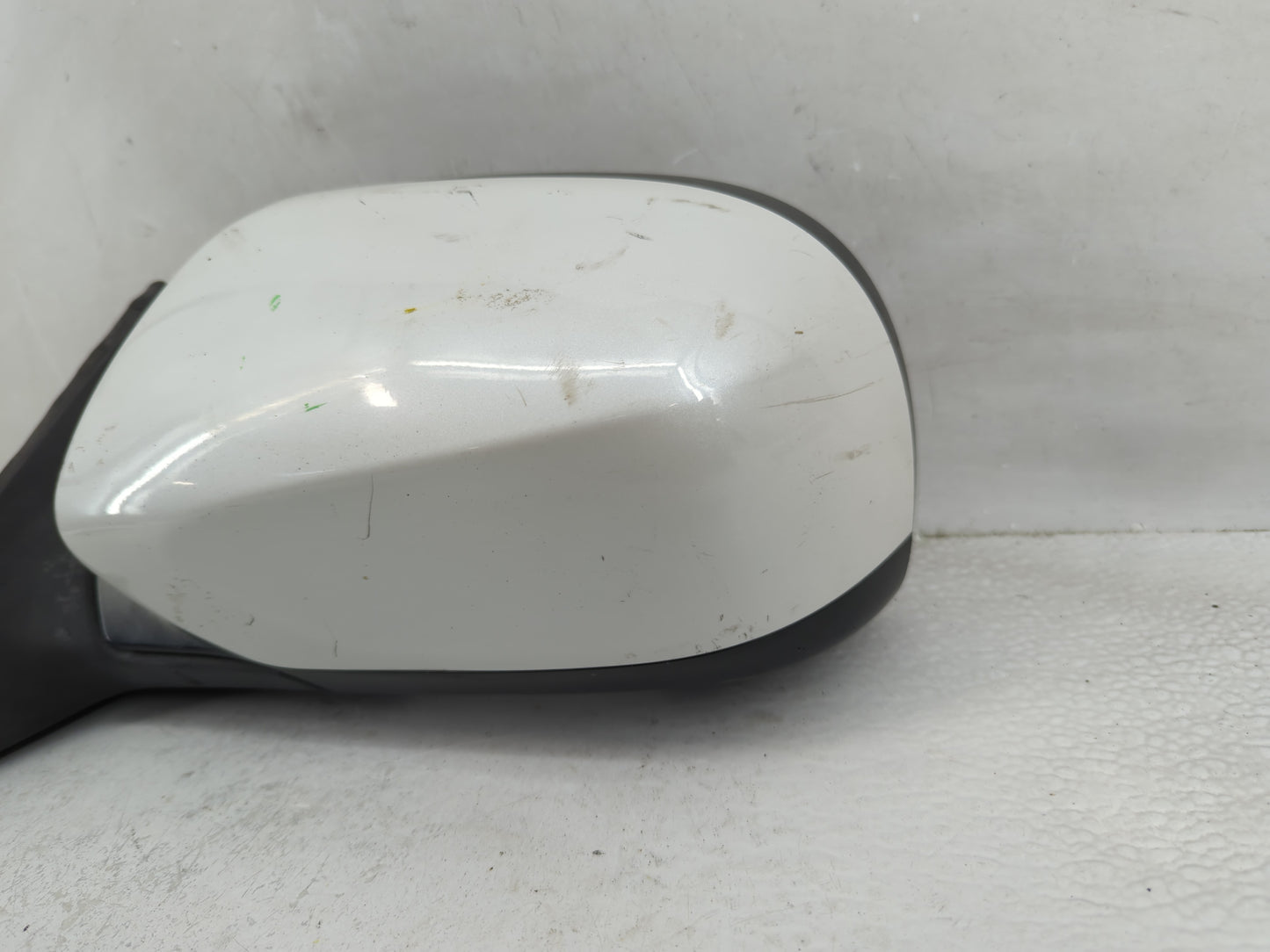 2011-2014 Subaru Legacy Driver Side View Mirror - Left Door Mirror OEM Used - Oemusedautoparts1.com
