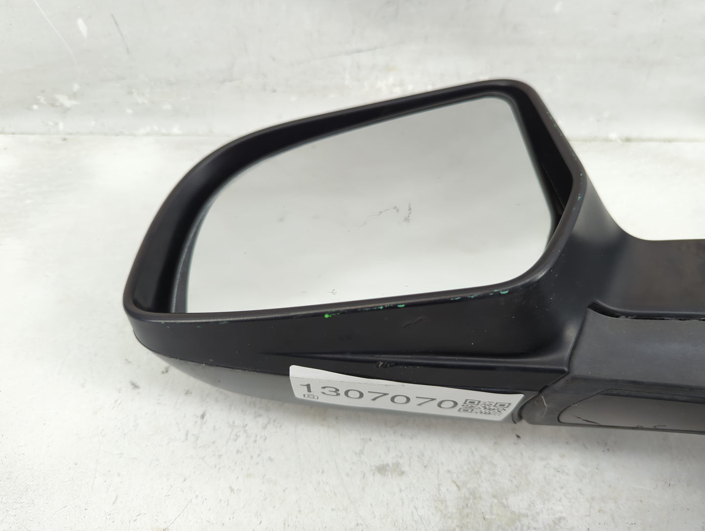2011-2014 Subaru Legacy Driver Side View Mirror - Left Door Mirror OEM Used - Oemusedautoparts1.com
