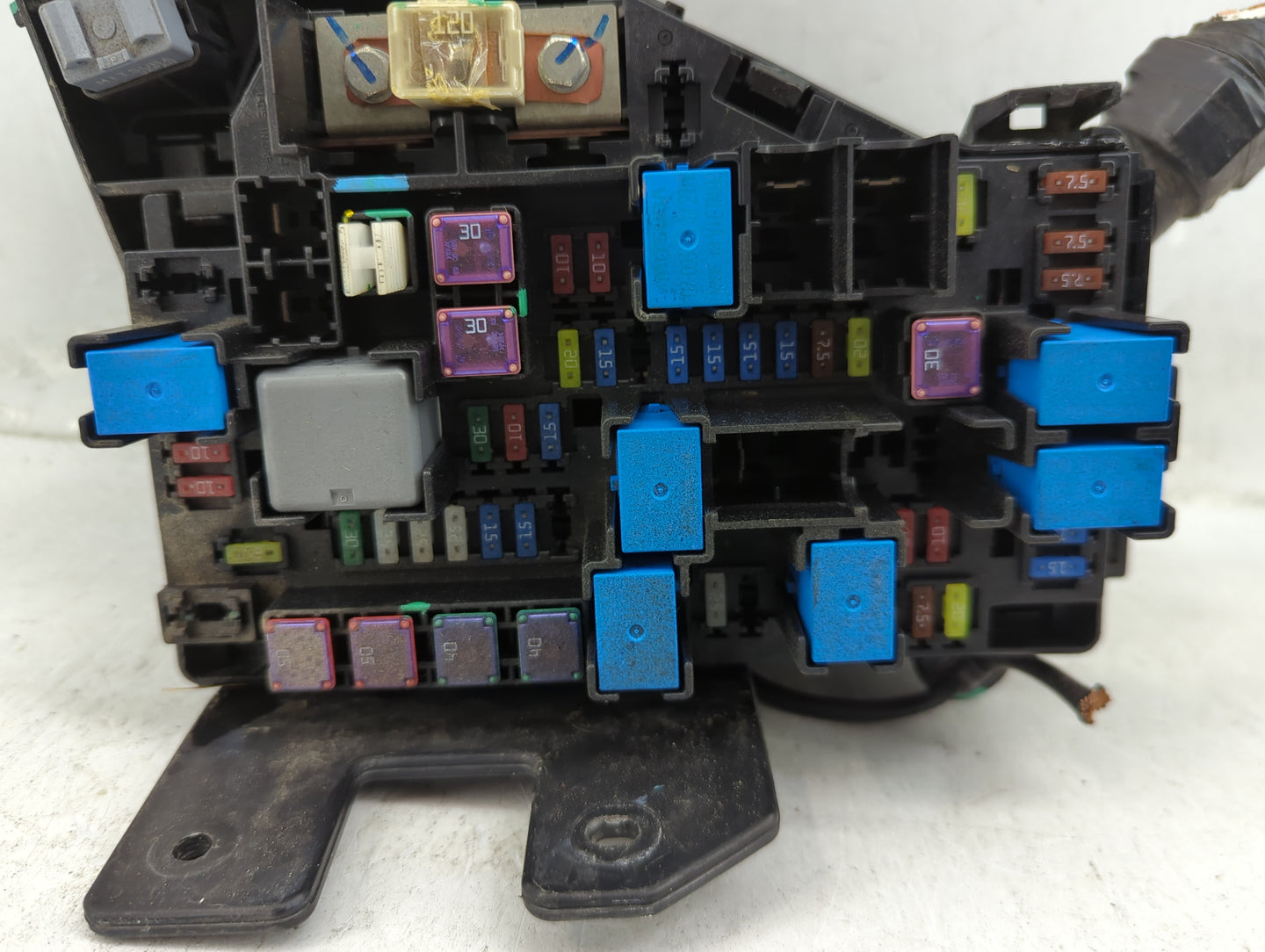 2010-2014 Subaru Legacy Fusebox Fuse Box Panel Relay Module P/N:MB503202B Fits Fits 2010 2011 2012 2013 2014 OEM Used Auto P