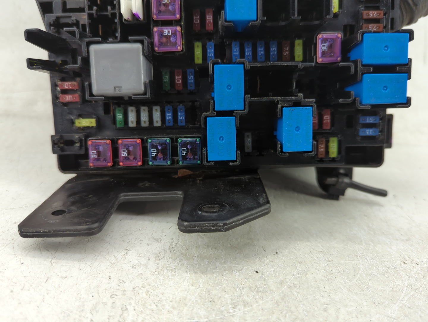 2010-2014 Subaru Legacy Fusebox Fuse Box Panel Relay Module P/N:MB503202B Fits Fits 2010 2011 2012 2013 2014 OEM Used Auto P