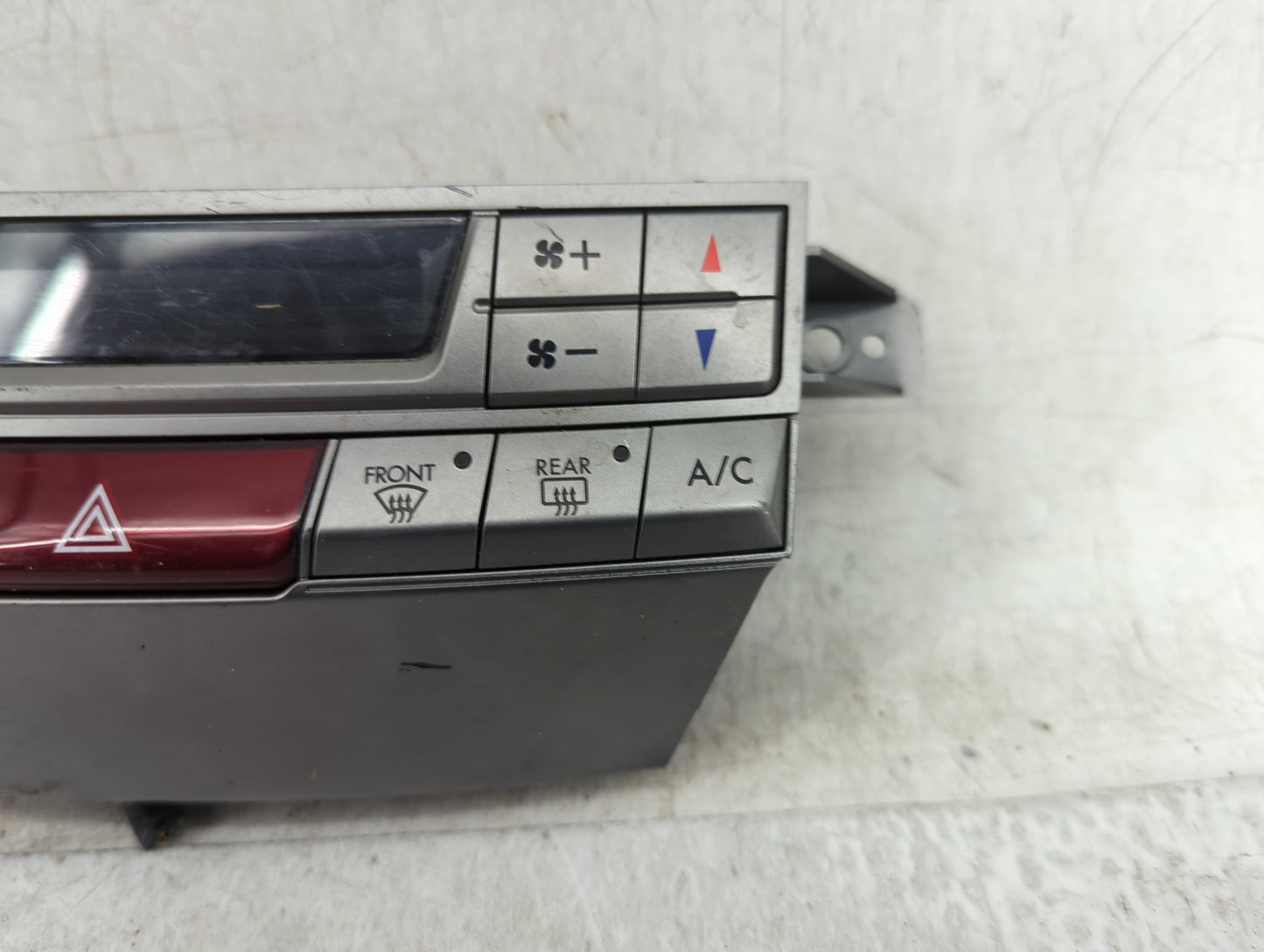 2010-2014 Subaru Legacy Climate Control Module Temperature AC/Heater Replacement P/N:72311SC600 5HB010493-00 Fits OEM Used A
