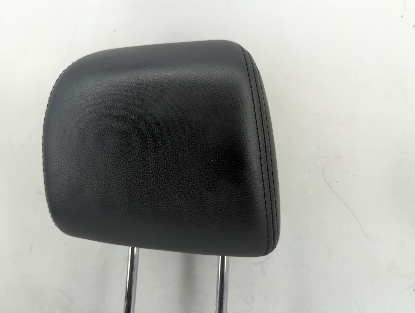 2013 Subaru Legacy Headrest Head Rest Front Driver Seat Black - Oemusedautoparts1.com