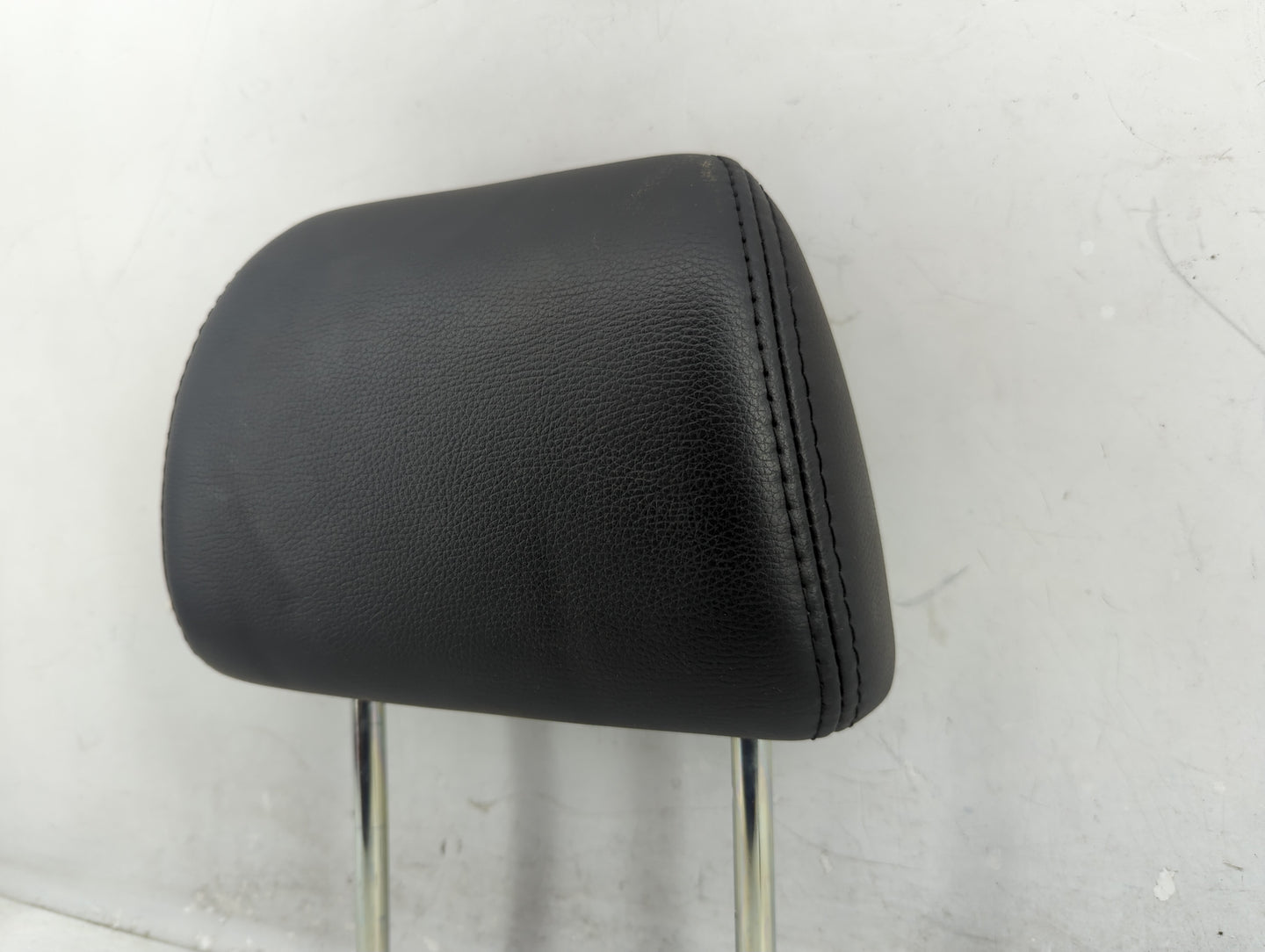 2013 Subaru Legacy Headrest Head Rest Rear Seat Fits OEM Used Auto Parts - Oemusedautoparts1.com