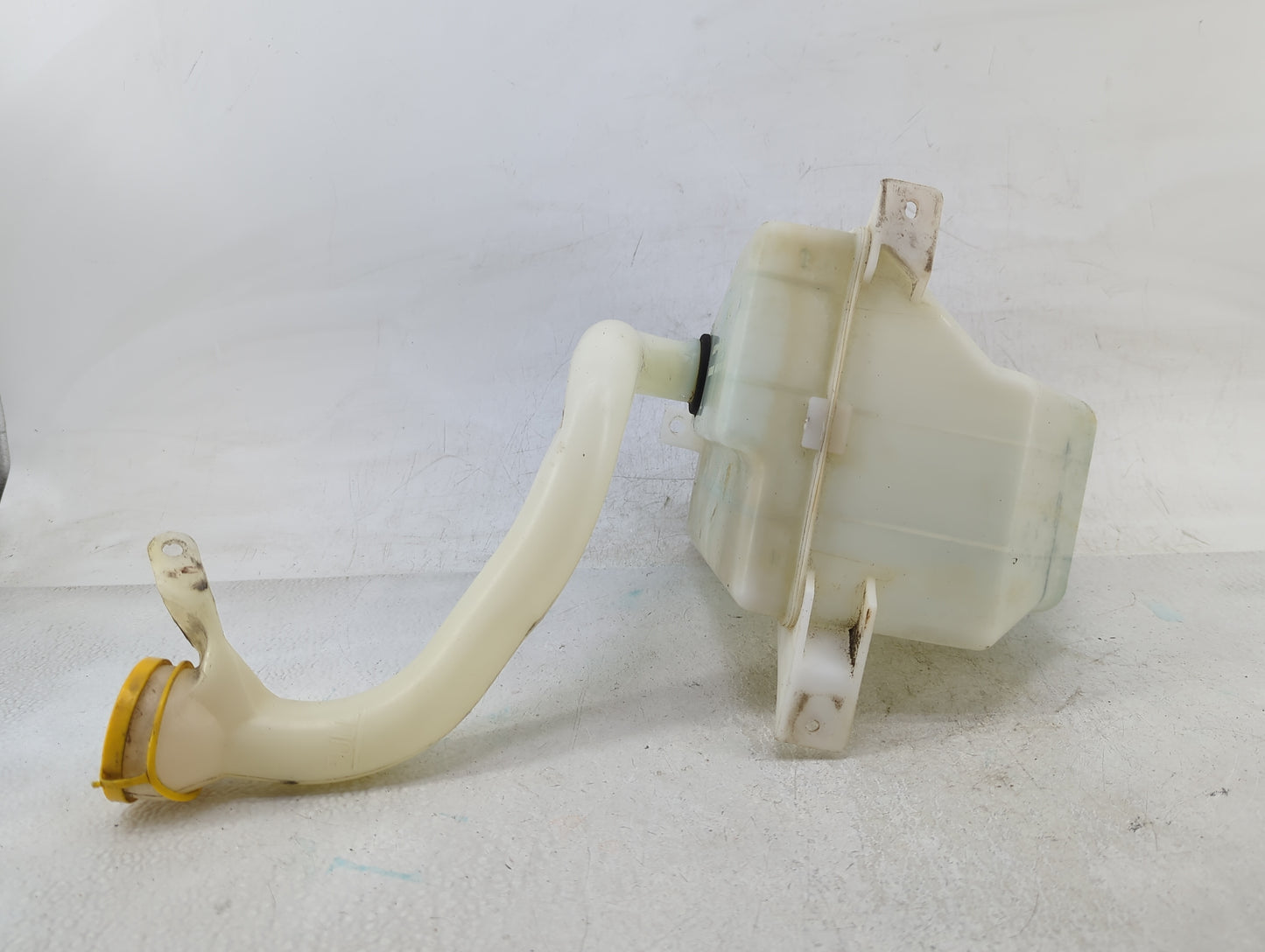 2010-2014 Subaru Legacy Windshield Washer Fluid Reservoir Bottle Oem - Oemusedautoparts1.com