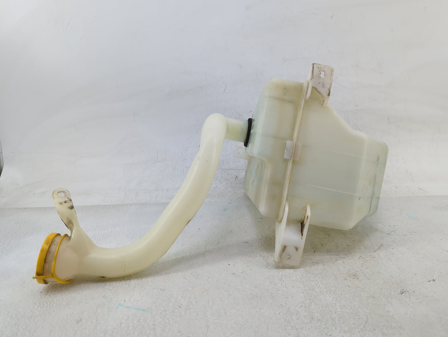 2010-2014 Subaru Legacy Windshield Washer Fluid Reservoir Bottle Oem - Oemusedautoparts1.com