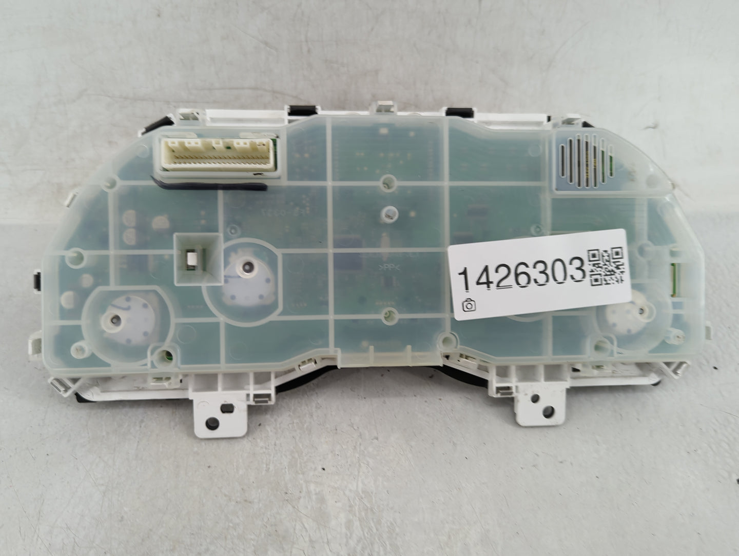 2013-2014 Subaru Legacy Instrument Cluster Speedometer Gauges P/N:R42648SDO140 FS-0337 Fits Fits 2013 2014 OEM Used Auto Par