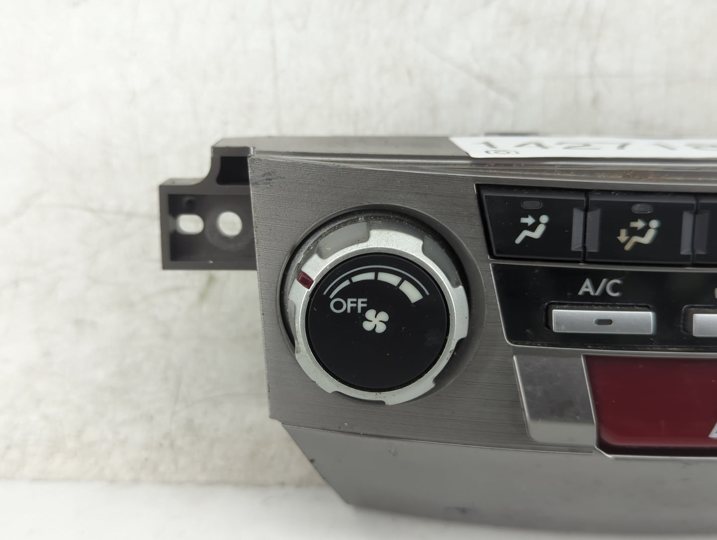 2010-2014 Subaru Legacy Climate Control Module Temperature AC/Heater Replacement P/N:72311AJ08A Fits Fits 2010 2011 2012 201