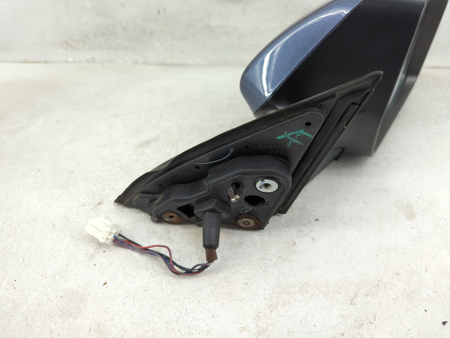 2011-2014 Subaru Legacy Passenger Side View Mirror - Right Door Mirror OEM Used - Oemusedautoparts1.com