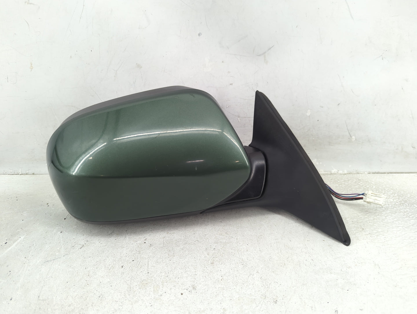 2011-2014 Subaru Legacy Passenger Side View Mirror - Right Door Mirror OEM Used - Oemusedautoparts1.com