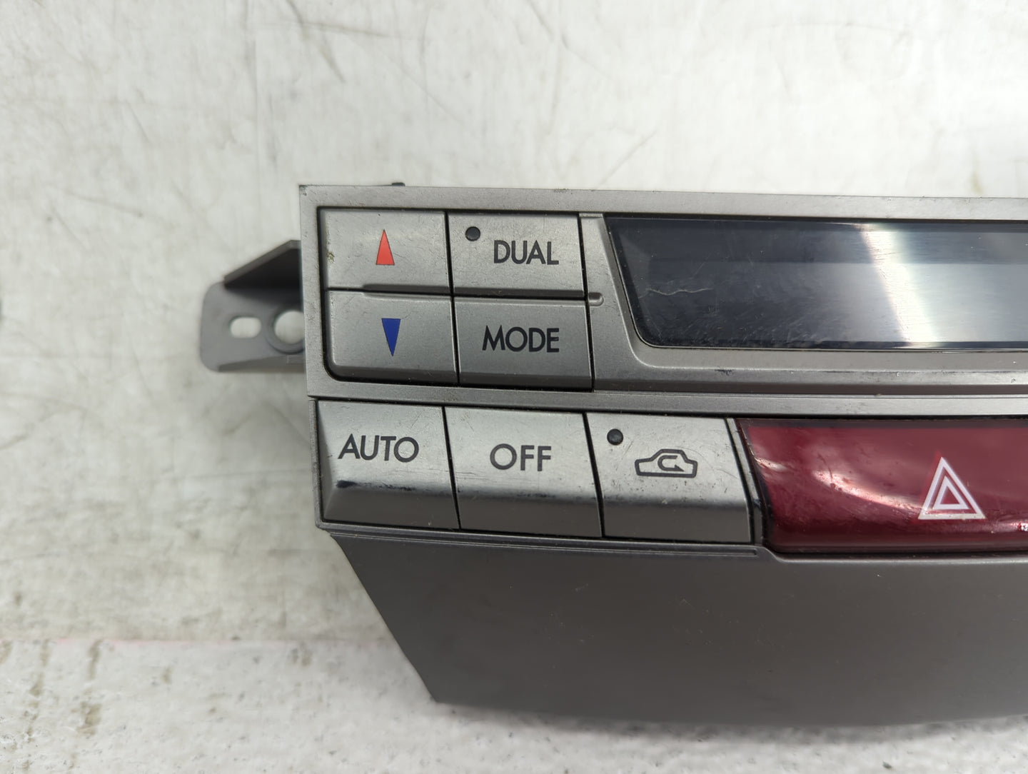 2010-2014 Subaru Legacy Climate Control Module Temperature AC/Heater Replacement P/N:A2C3160350000 72311AJ03A Fits OEM Used 