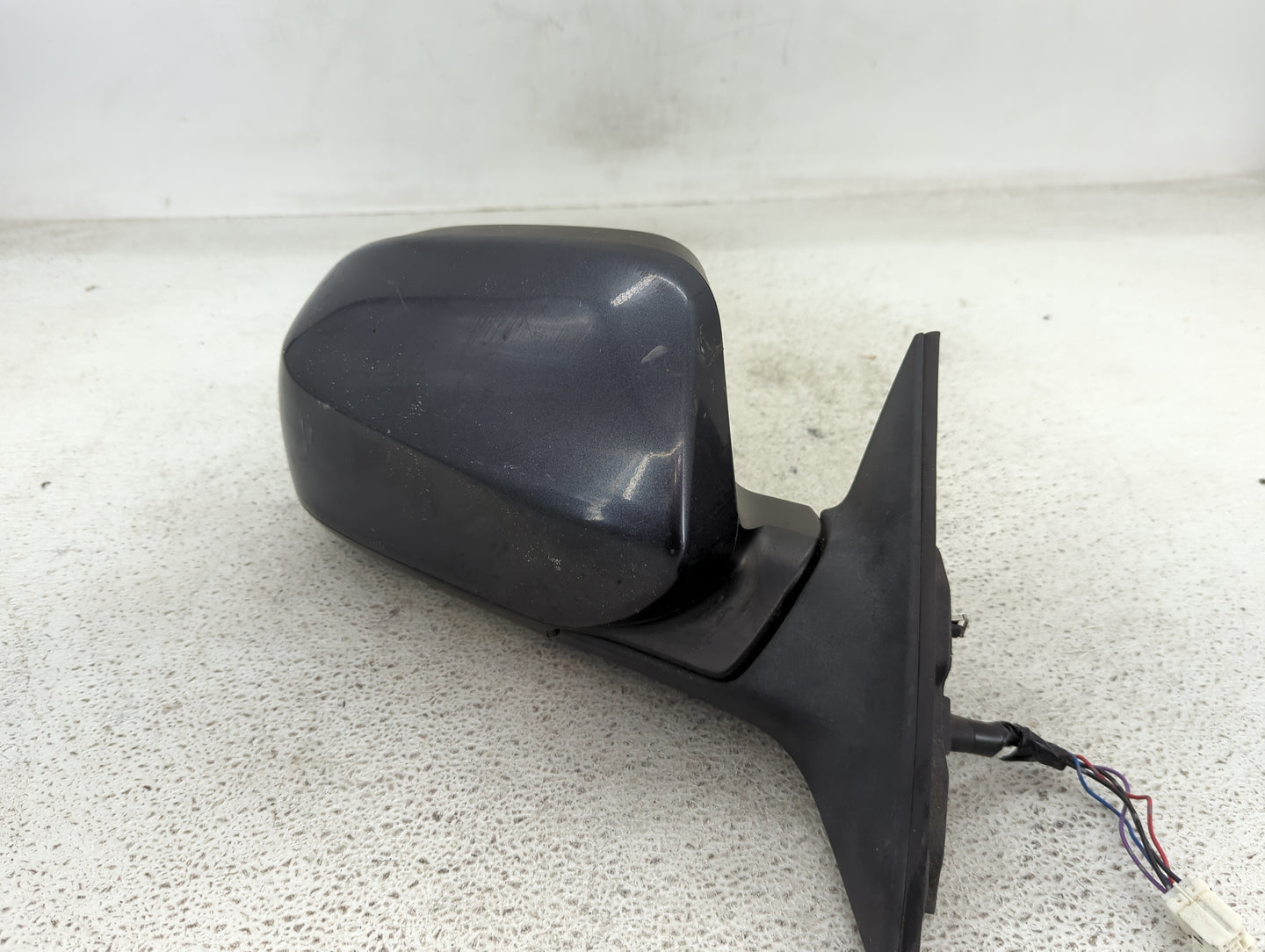2011-2014 Subaru Legacy Passenger Side View Mirror - Right Door Mirror OEM Used - Oemusedautoparts1.com