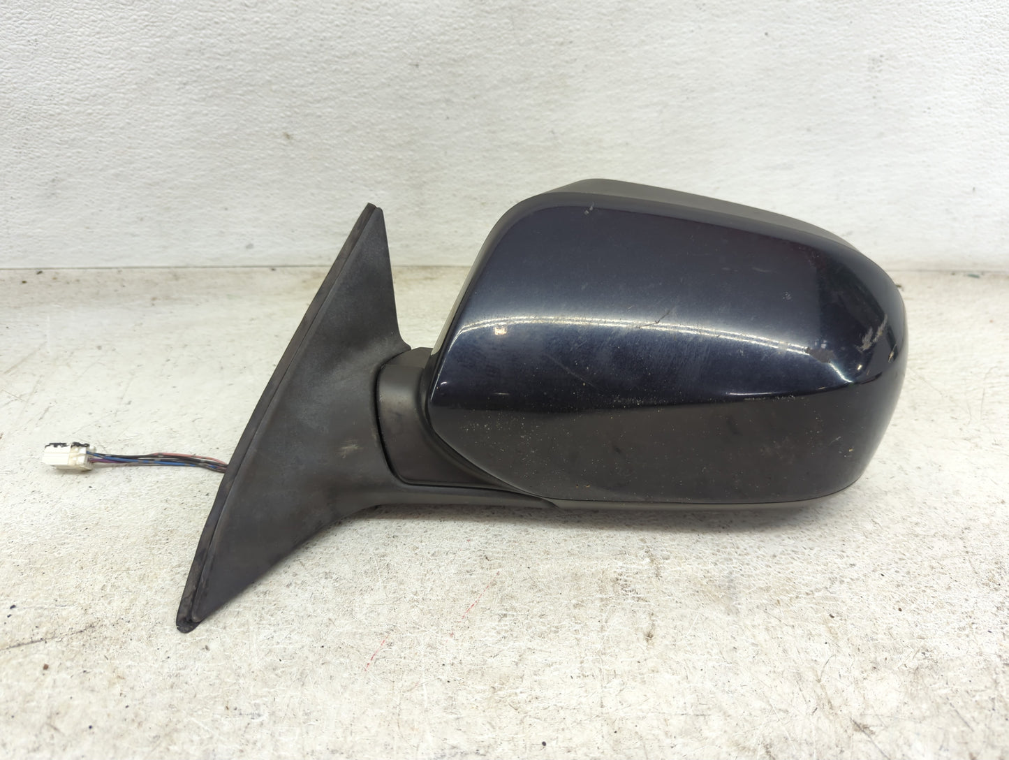 2011-2014 Subaru Legacy Driver Side View Mirror - Left Door Mirror OEM Used - Oemusedautoparts1.com