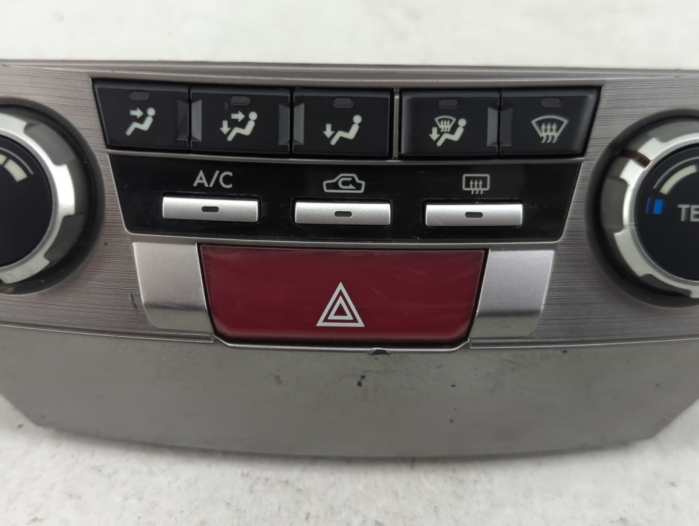 2010-2014 Subaru Legacy Climate Control Module Temperature AC/Heater Replacement P/N:72311AJ08A MX237000-2753 Fits OEM Used 
