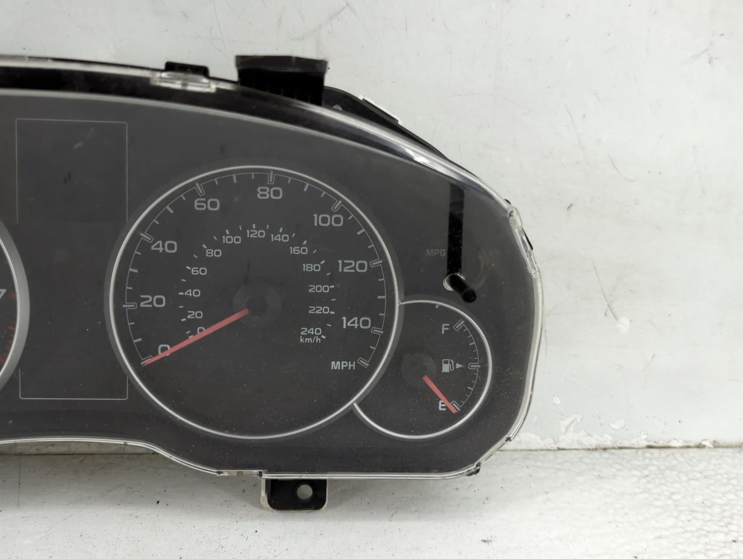 2013-2014 Subaru Legacy Instrument Cluster Speedometer Gauges P/N:FS-0337 Miles:138K Fits Fits 2013 2014 OEM Used Auto Parts