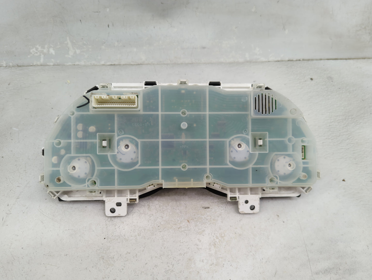2013-2014 Subaru Legacy Instrument Cluster Speedometer Gauges P/N:FS-0337 Miles:138K Fits Fits 2013 2014 OEM Used Auto Parts