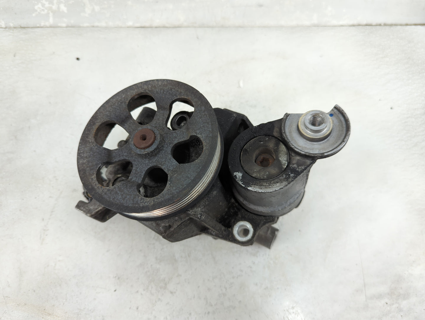 2013-2014 Subaru Legacy Power Steering Column Pump Oem 1467066 - Oemusedautoparts1.com