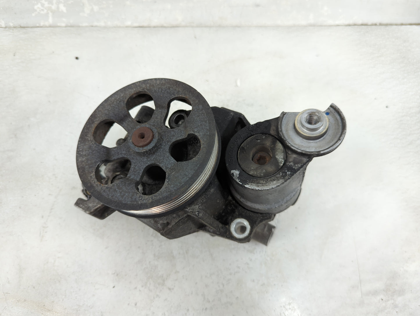 2013-2014 Subaru Legacy Power Steering Column Pump Oem 1467066 - Oemusedautoparts1.com