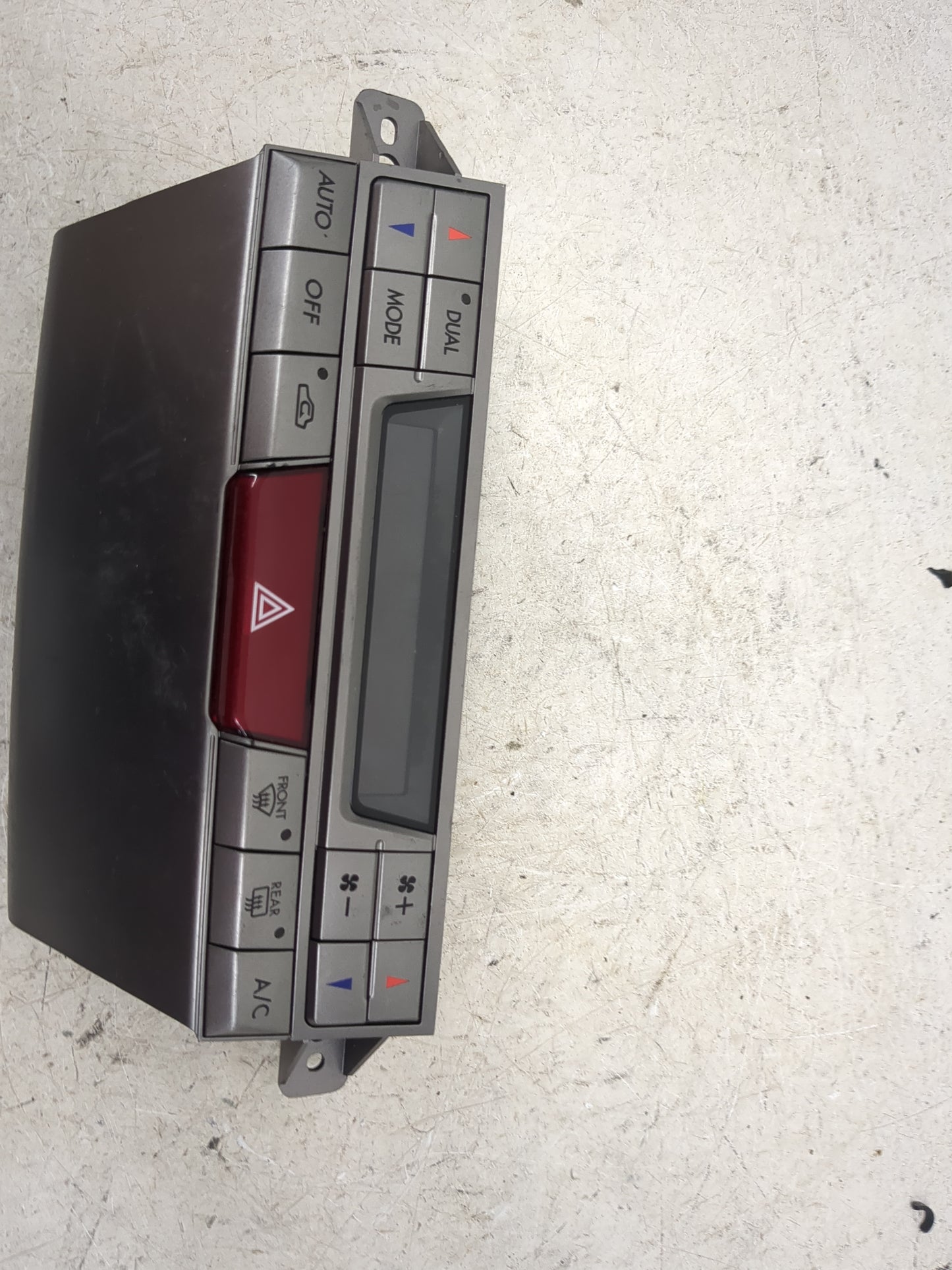 2010-2014 Subaru Legacy Climate Control Module Temperature AC/Heater Replacement P/N:72311AJ03A A2C3160350000 Fits OEM Used 