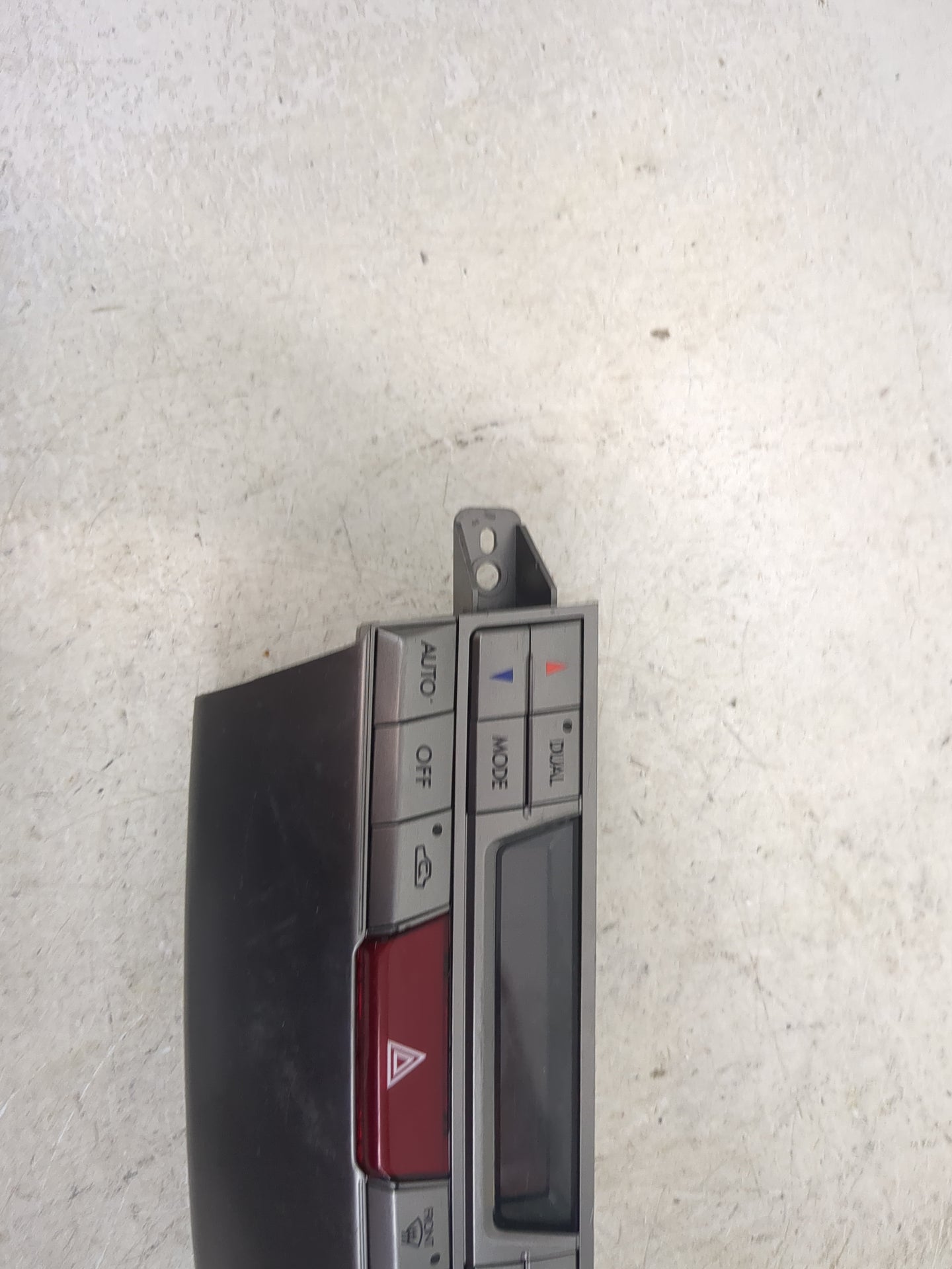 2010-2014 Subaru Legacy Climate Control Module Temperature AC/Heater Replacement P/N:72311AJ03A A2C3160350000 Fits OEM Used 