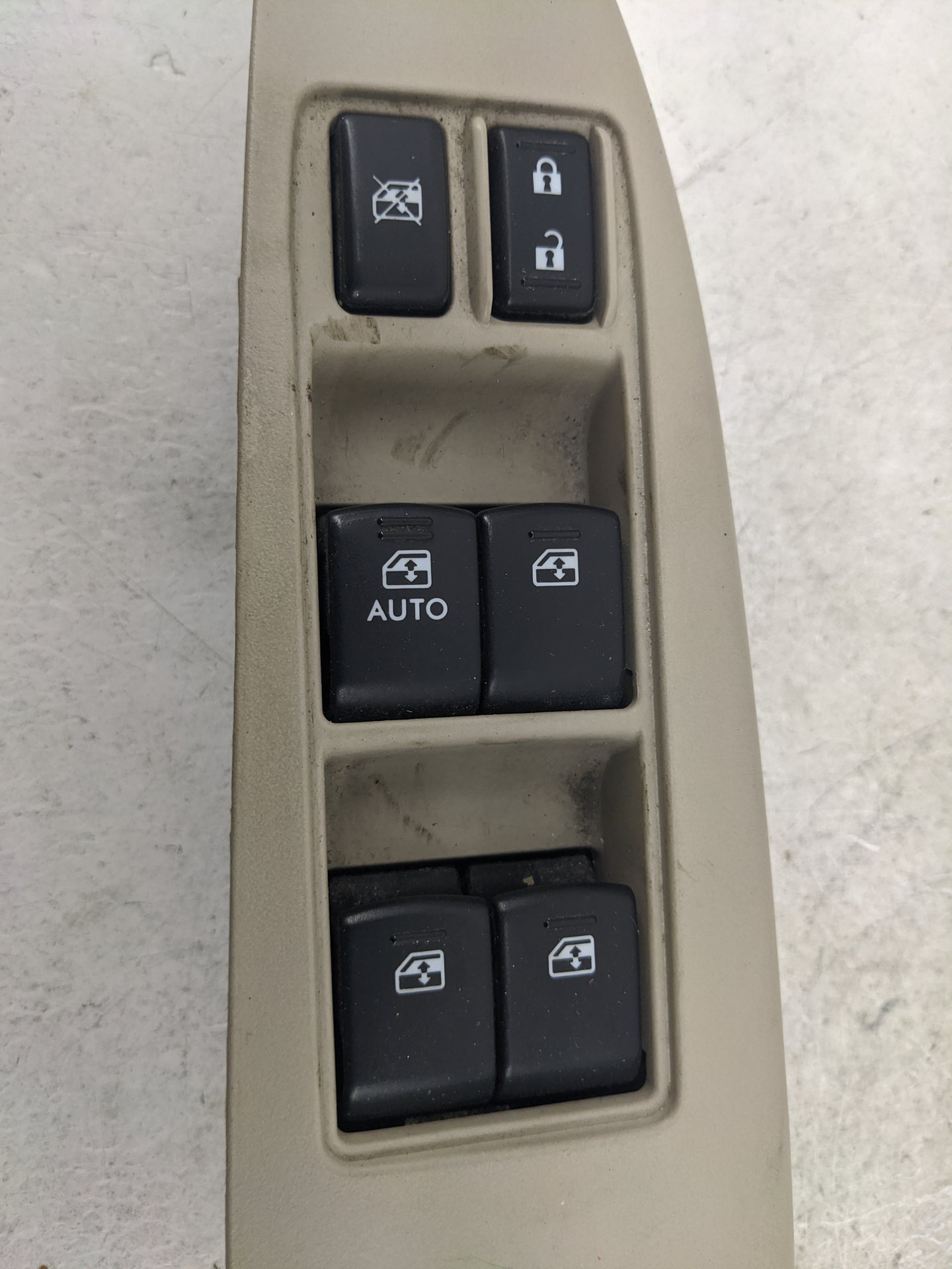 2013-2014 Subaru Legacy Master Power Window Switch Replacement Driver Side Left P/N:83071AJ21A Fits Fits 2013 2014 OEM Used 