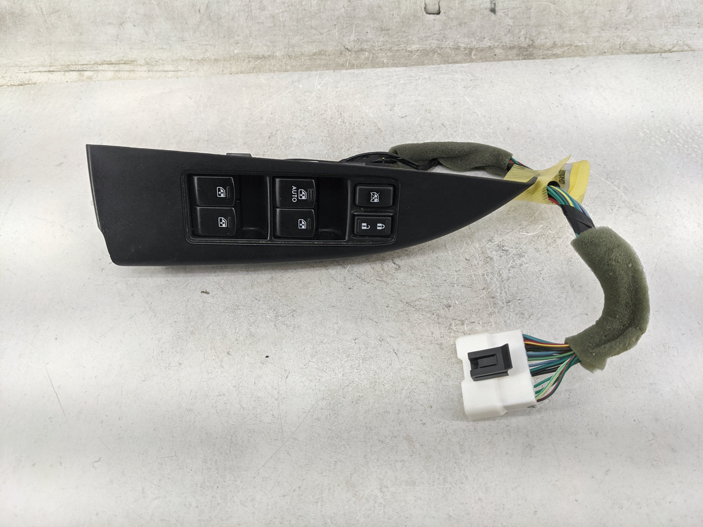 2013-2014 Subaru Legacy Master Power Window Switch Replacement Driver Side Left P/N:83071AJ21A Fits Fits 2013 2014 OEM Used 