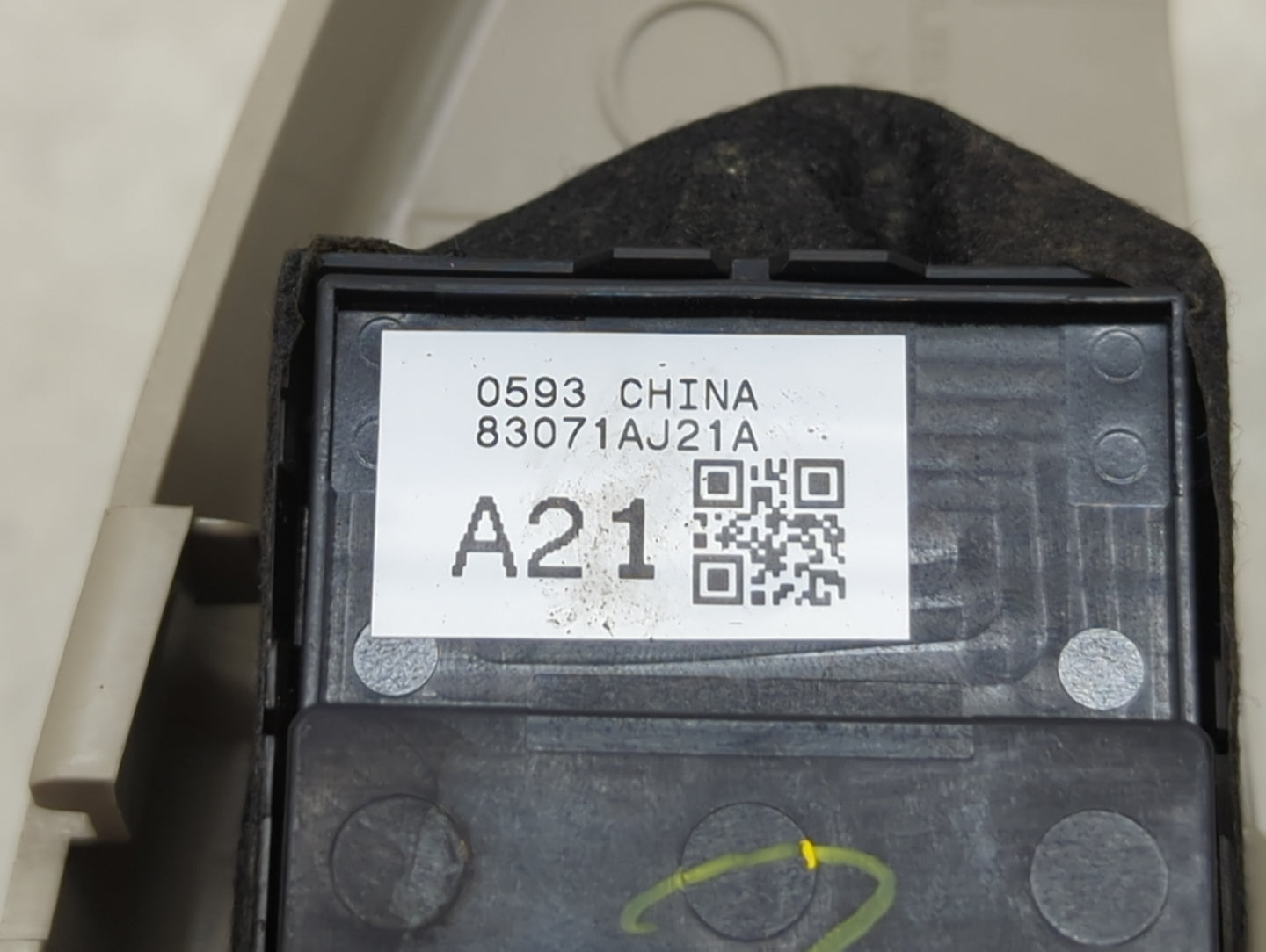 2013-2014 Subaru Legacy Master Power Window Switch Replacement Driver Side Left P/N:83071AJ21A Fits Fits 2013 2014 OEM Used 