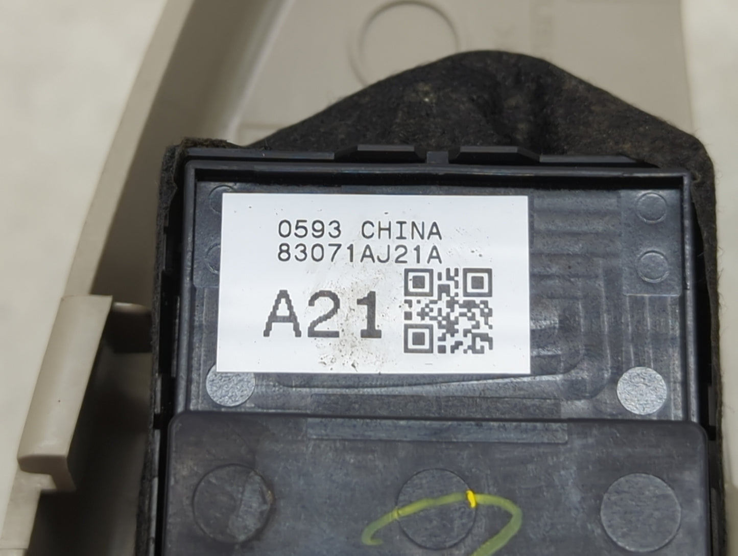 2013-2014 Subaru Legacy Master Power Window Switch Replacement Driver Side Left P/N:83071AJ21A Fits Fits 2013 2014 OEM Used 