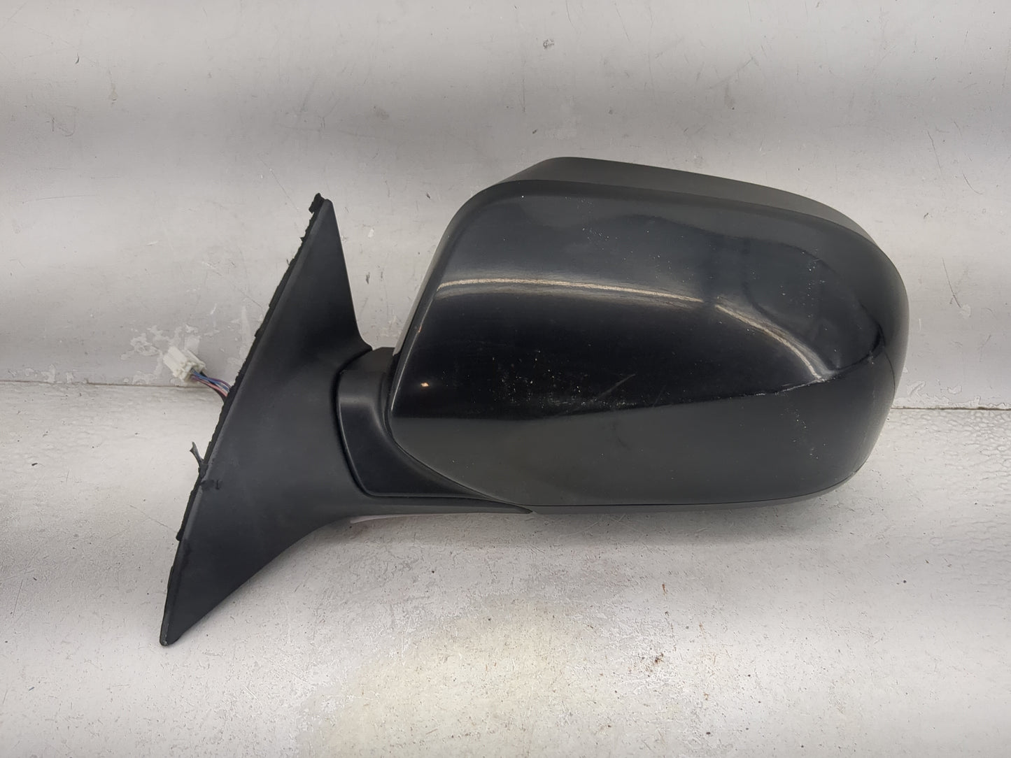 2011-2014 Subaru Legacy Driver Side View Mirror - Left Door Mirror OEM Used - Oemusedautoparts1.com