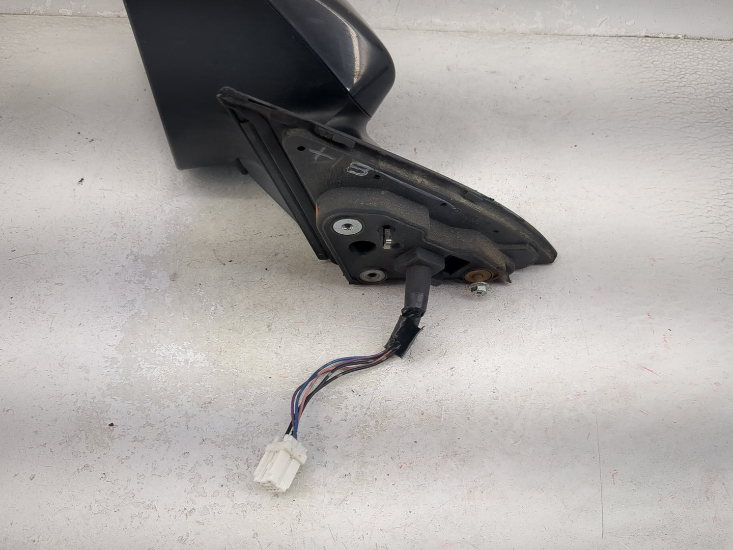 2011-2014 Subaru Legacy Driver Side View Mirror - Left Door Mirror OEM Used - Oemusedautoparts1.com