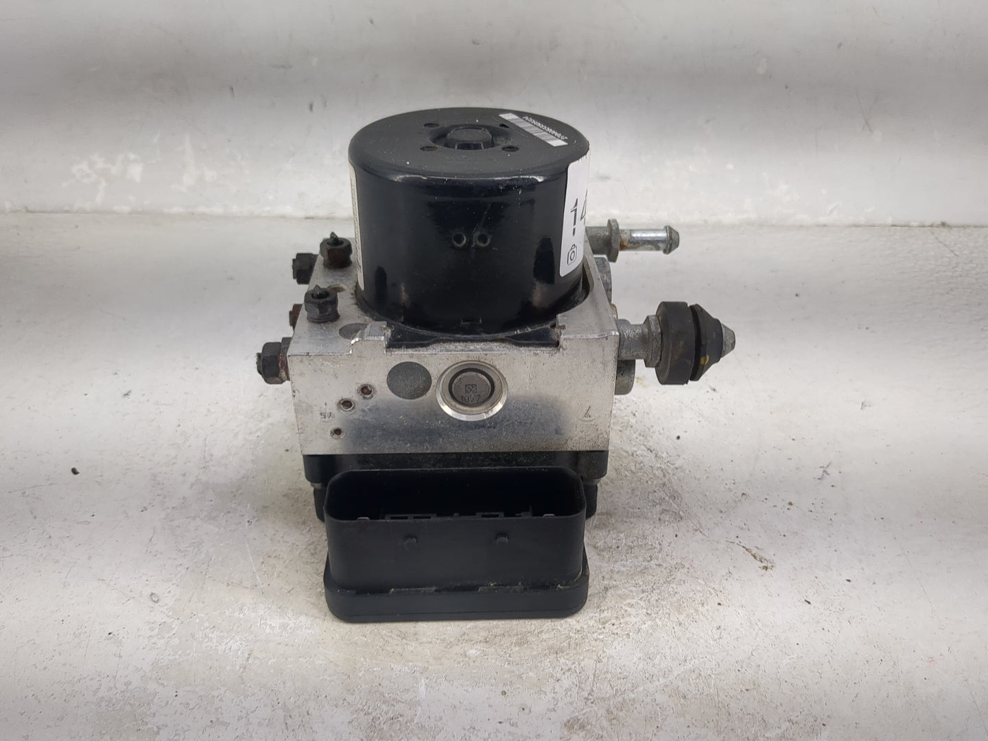 2013-2014 Subaru Legacy ABS Pump Control Module Replacement P/N:27536AJ03A 06.2102-2245.4, 06.2109-6479.3 Fits Fits 2013 201