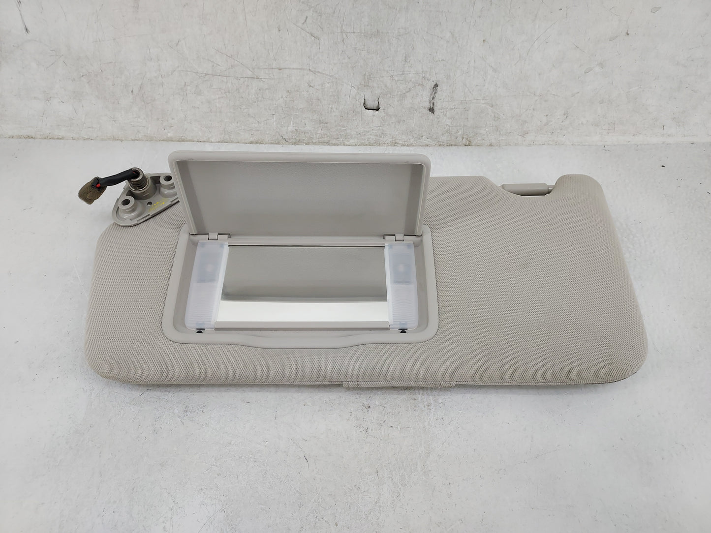 2010-2014 Subaru Legacy Sun Visor Shade Replacement Driver Left Mirror Fits Fits 2010 2011 2012 2013 2014 OEM Used Auto Part
