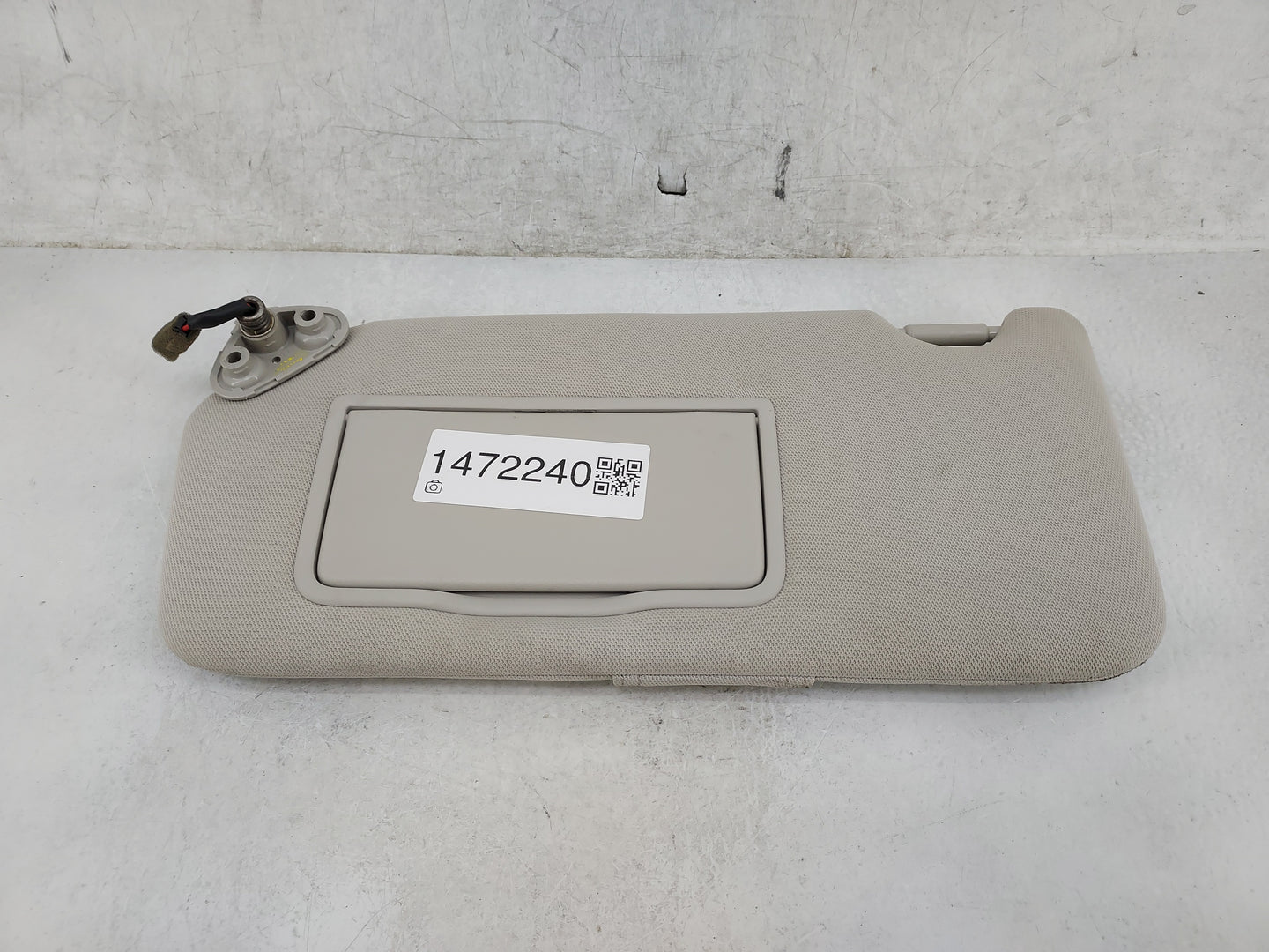 2010-2014 Subaru Legacy Sun Visor Shade Replacement Driver Left Mirror Fits Fits 2010 2011 2012 2013 2014 OEM Used Auto Part