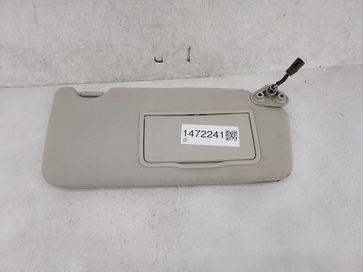 2010-2014 Subaru Legacy Sun Visor Shade Replacement Passenger Right Mirror Fits Fits 2010 2011 2012 2013 2014 OEM Used Auto 