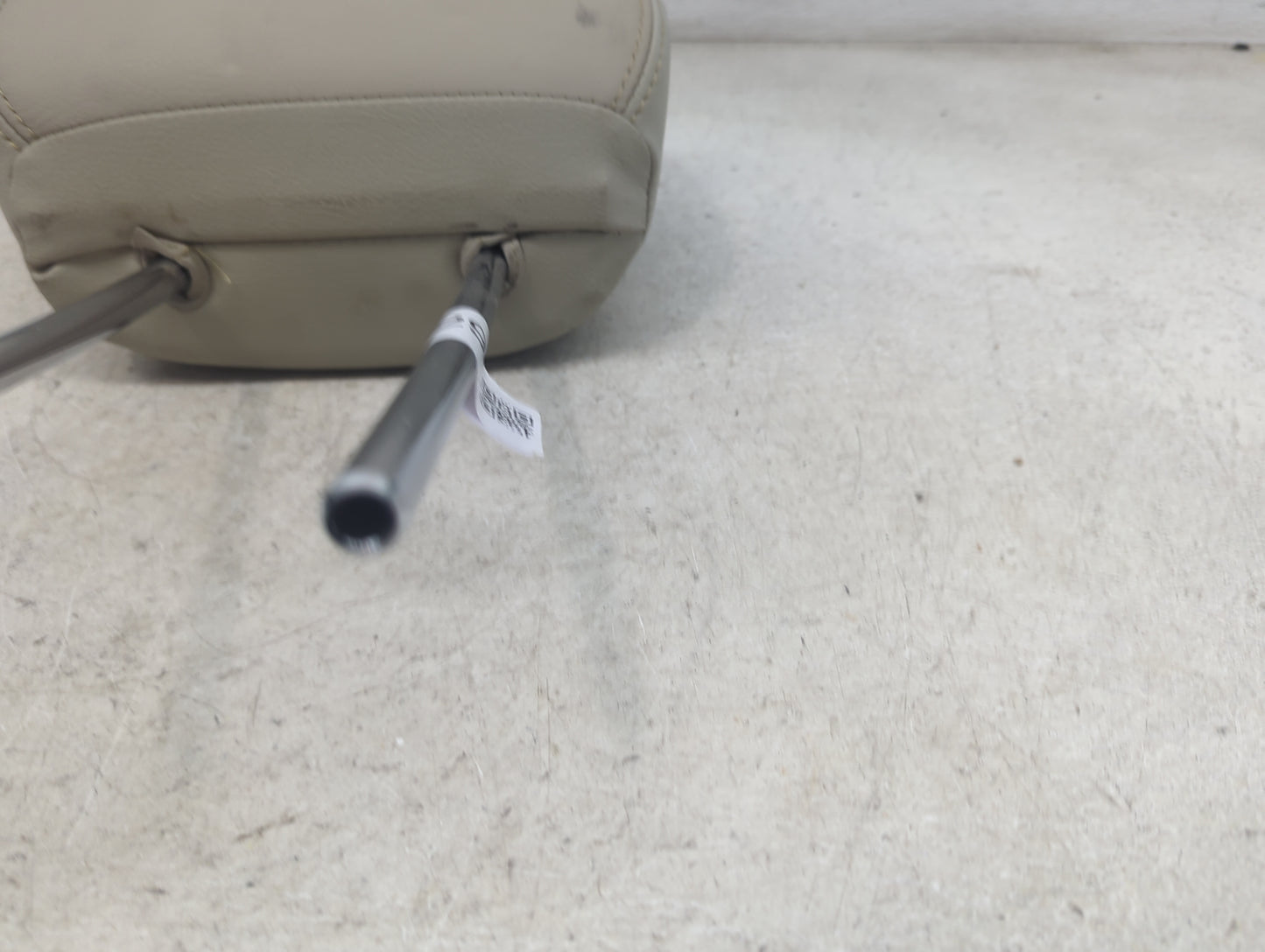 2013 Subaru Legacy Headrest Head Rest Front Passenger Seat 1472290 - Oemusedautoparts1.com
