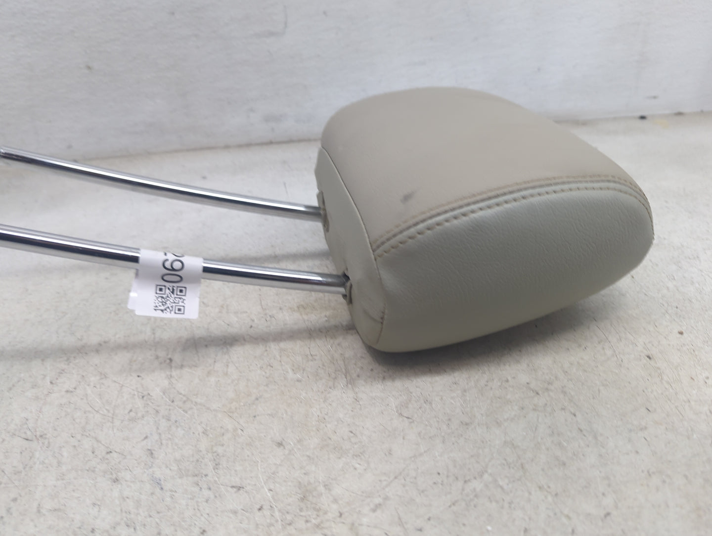2013 Subaru Legacy Headrest Head Rest Front Passenger Seat 1472290 - Oemusedautoparts1.com