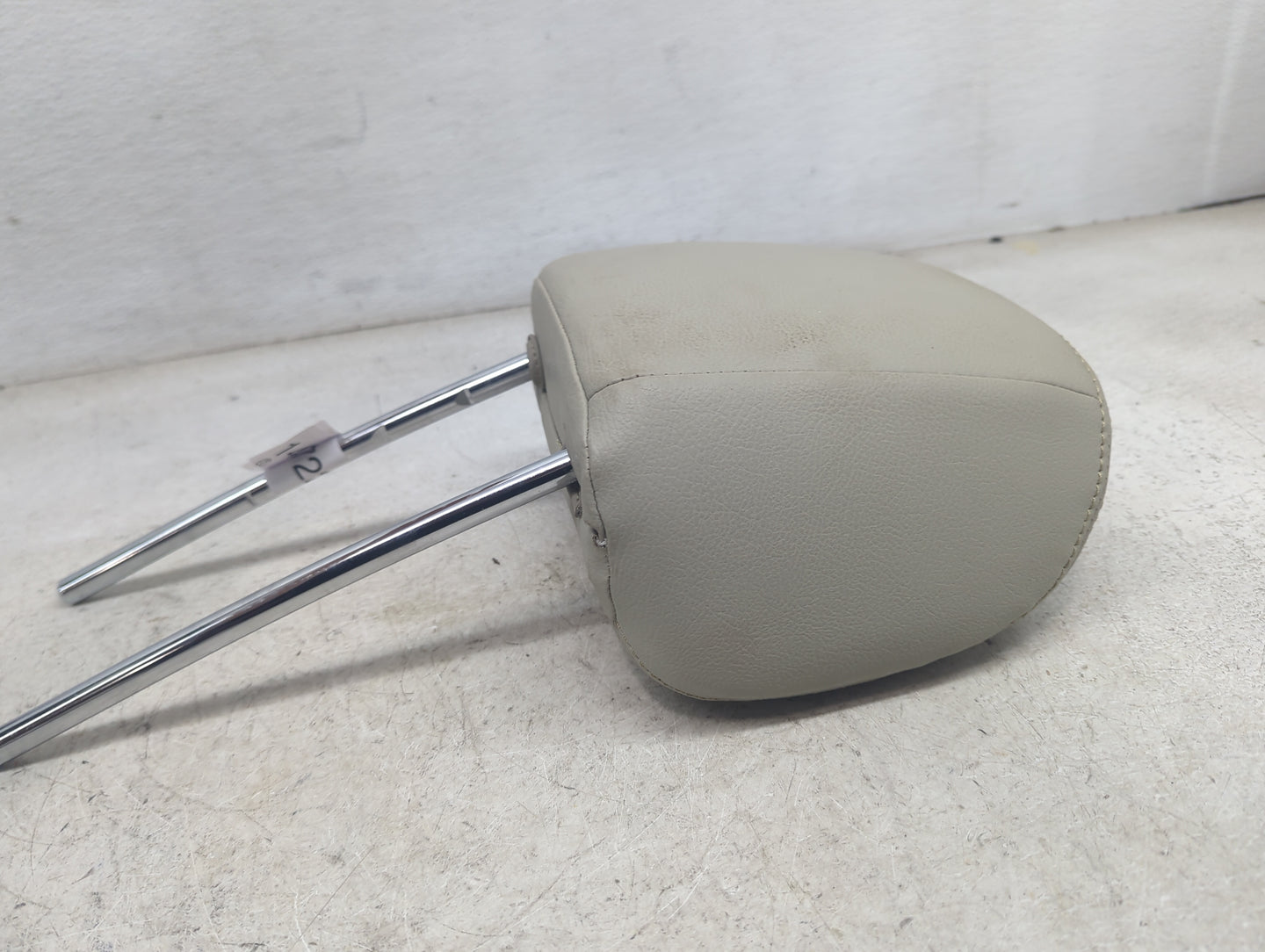 2013 Subaru Legacy Headrest Head Rest Front Passenger Seat 1472290 - Oemusedautoparts1.com