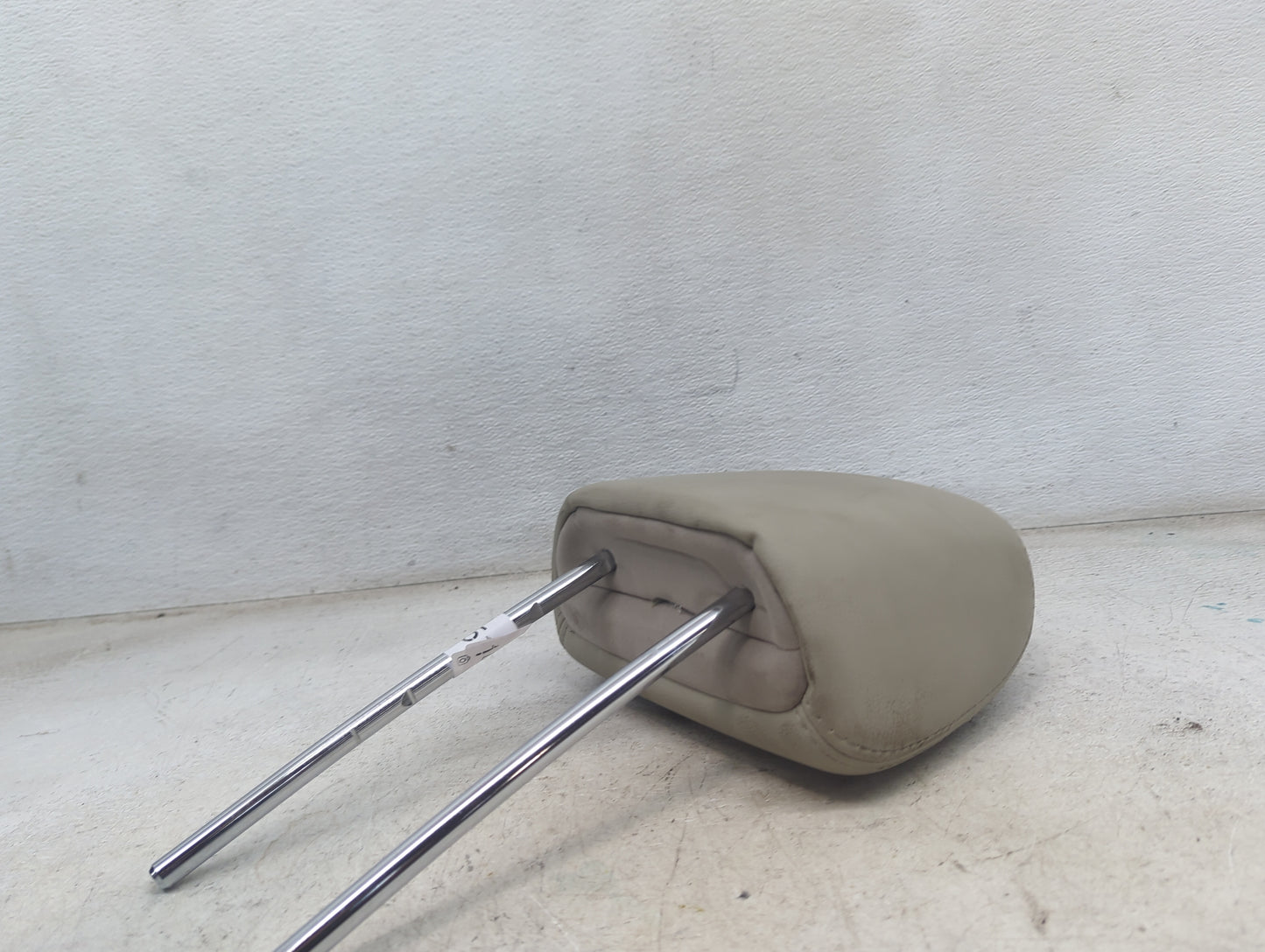 2013 Subaru Legacy Headrest Head Rest Front Driver Passenger Seat Fits OEM Used Auto Parts - Oemusedautoparts1.com
