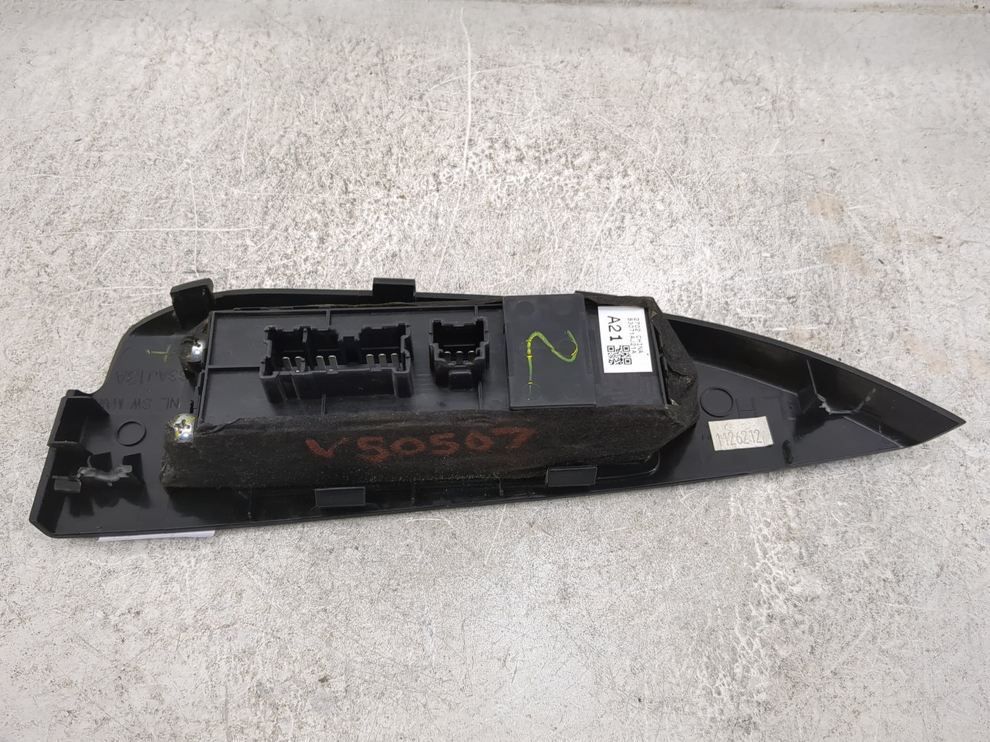 2013-2014 Subaru Legacy Master Power Window Switch Replacement Driver Side Left P/N:83071AJ21A Fits Fits 2013 2014 OEM Used 