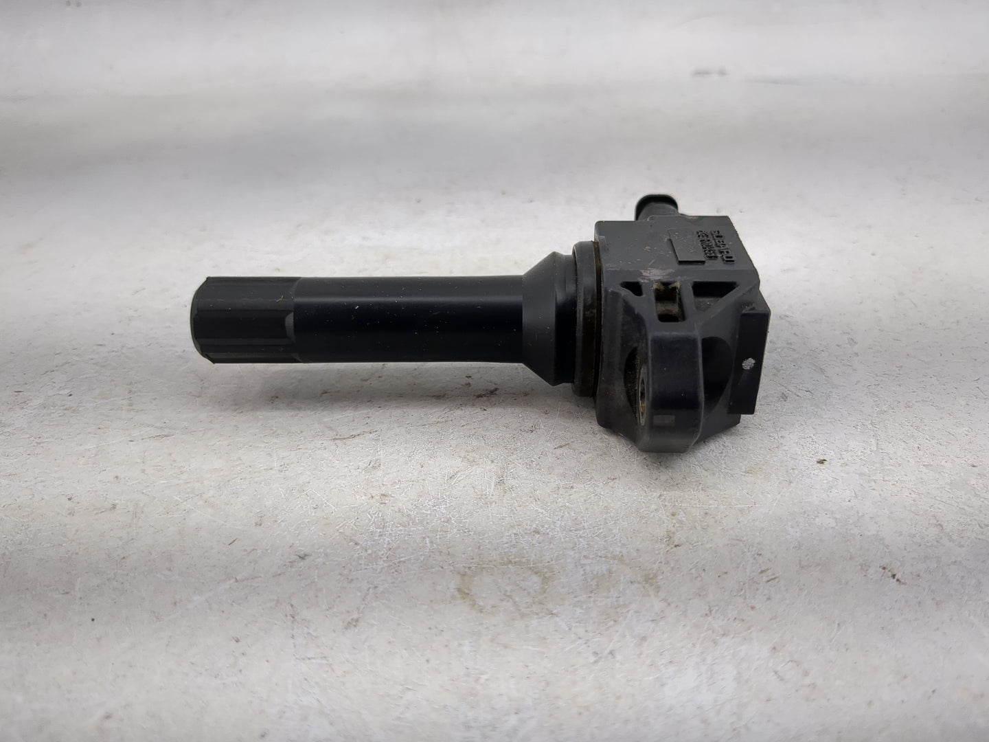 Subaru Legacy Ignition Coil Igniter Pack 1482317 - Oemusedautoparts1.com