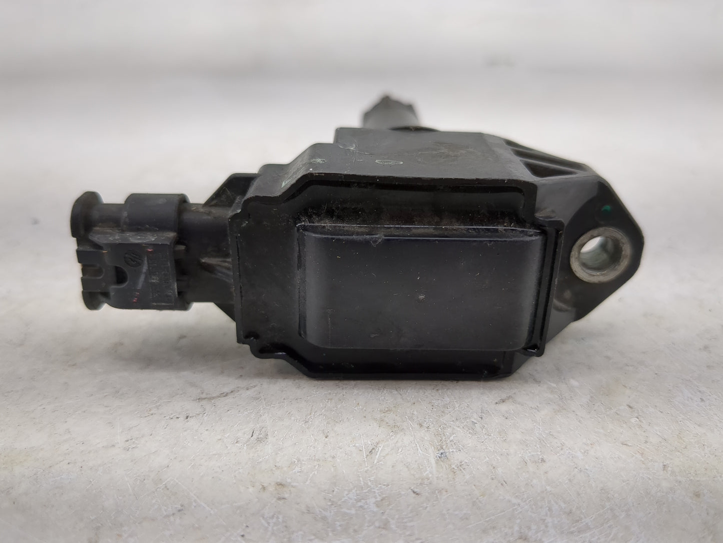 Subaru Legacy Ignition Coil Igniter Pack 1482321 - Oemusedautoparts1.com