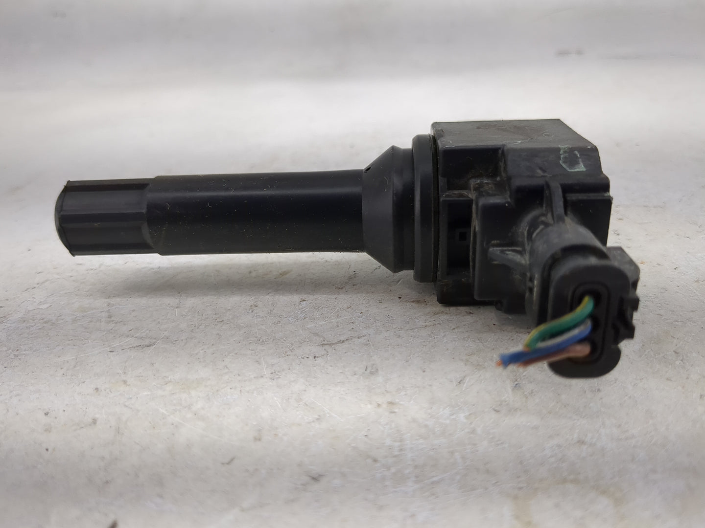 Subaru Legacy Ignition Coil Igniter Pack 1482321 - Oemusedautoparts1.com