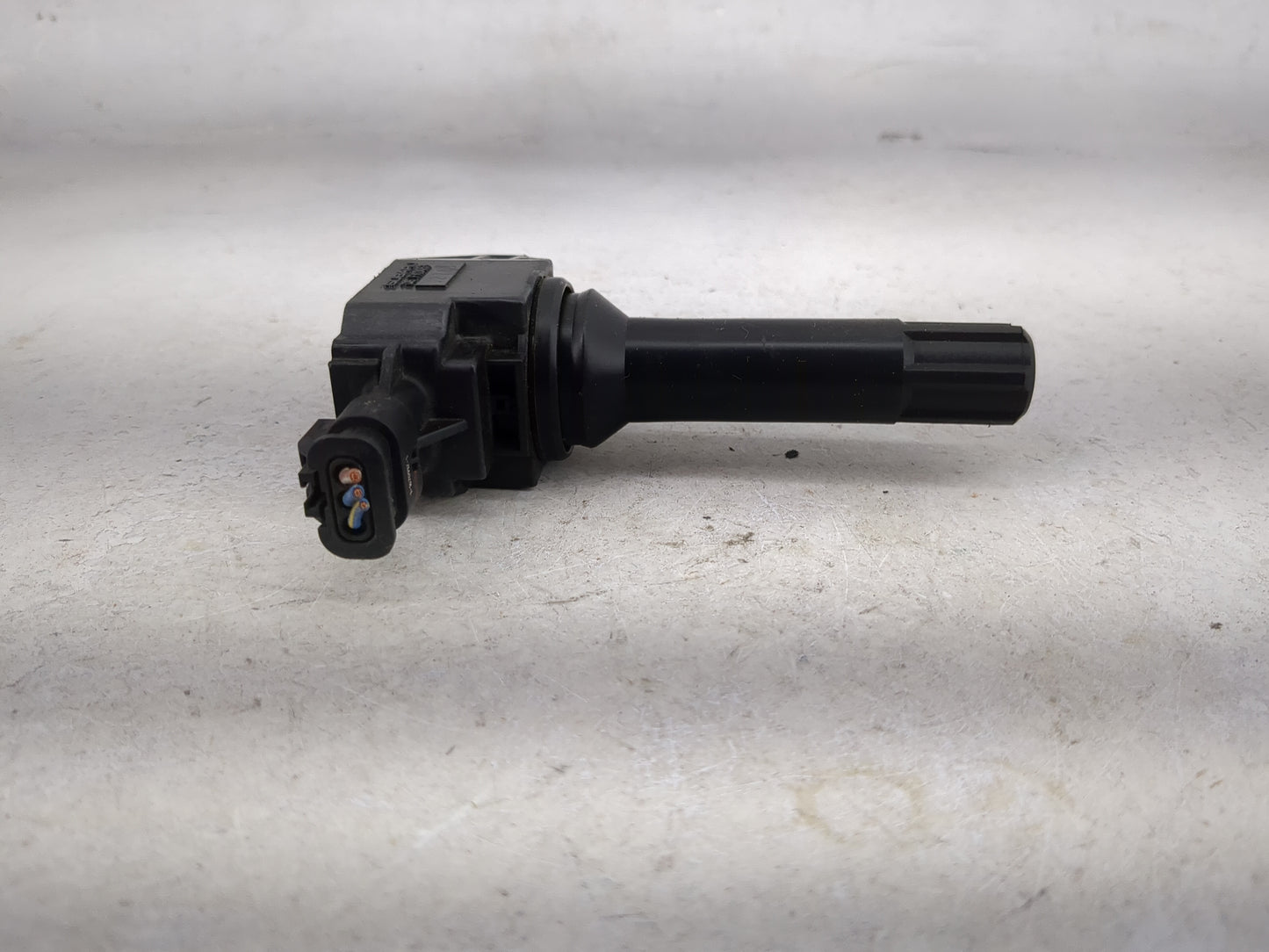 Subaru Legacy Ignition Coil Igniter Pack 1482322 - Oemusedautoparts1.com