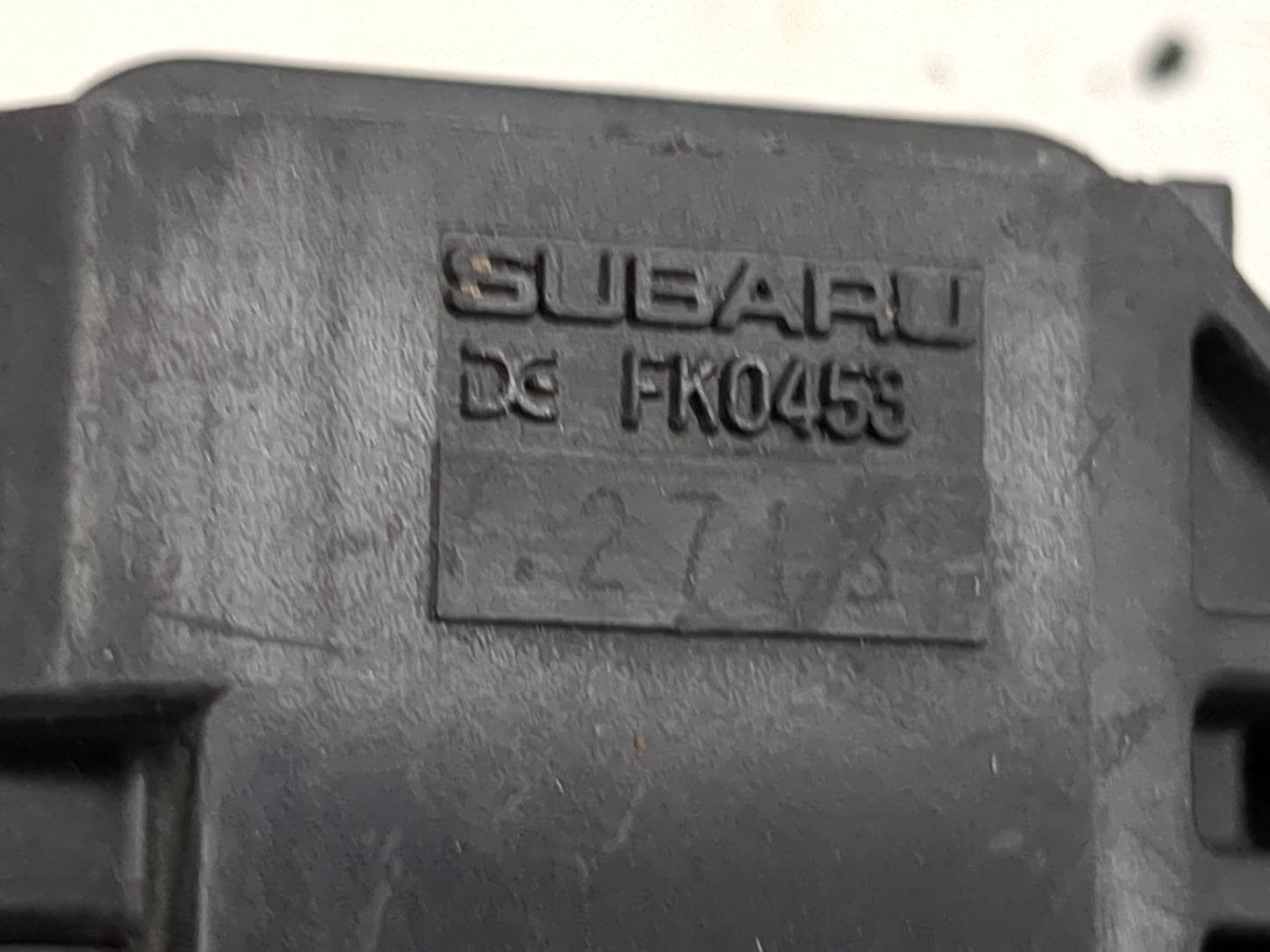 Subaru Legacy Ignition Coil Igniter Pack 1482322 - Oemusedautoparts1.com