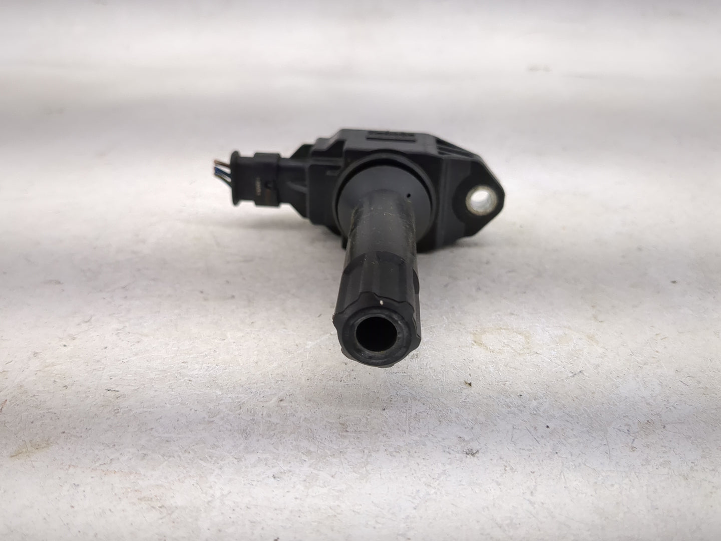 Subaru Legacy Ignition Coil Igniter Pack 1482322 - Oemusedautoparts1.com