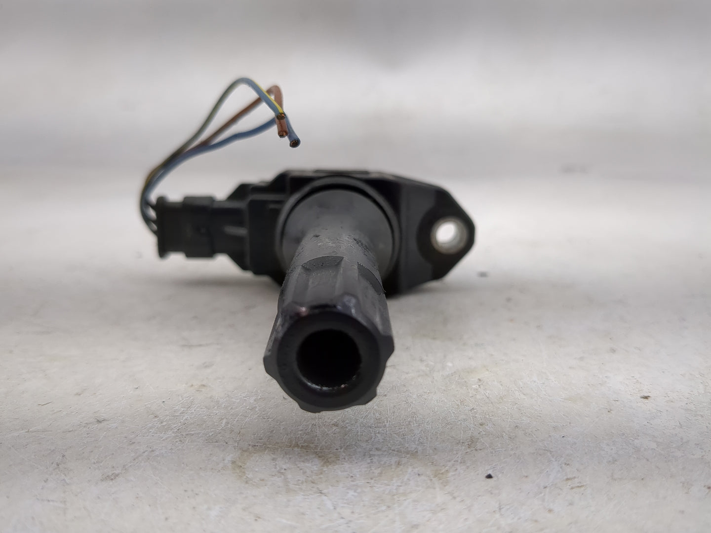 Subaru Legacy Ignition Coil Igniter Pack 1482357 - Oemusedautoparts1.com