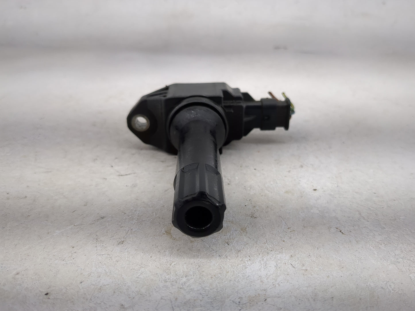 Subaru Legacy Ignition Coil Igniter Pack 1482358 - Oemusedautoparts1.com