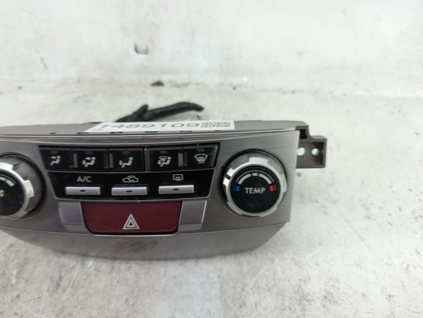 2010-2014 Subaru Legacy Climate Control Module Temperature AC/Heater Replacement P/N:72311AJ08A MX237000-2753 Fits OEM Used 