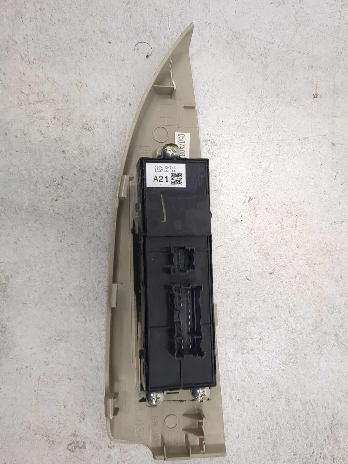 2013-2014 Subaru Legacy Master Power Window Switch Replacement Driver Side Left P/N:83071AJ21A Fits Fits 2013 2014 OEM Used 